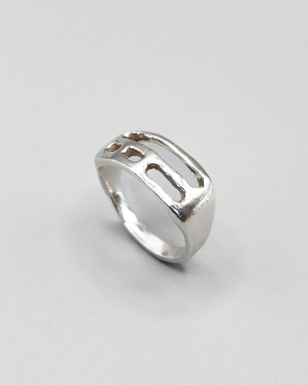 Esen Ring