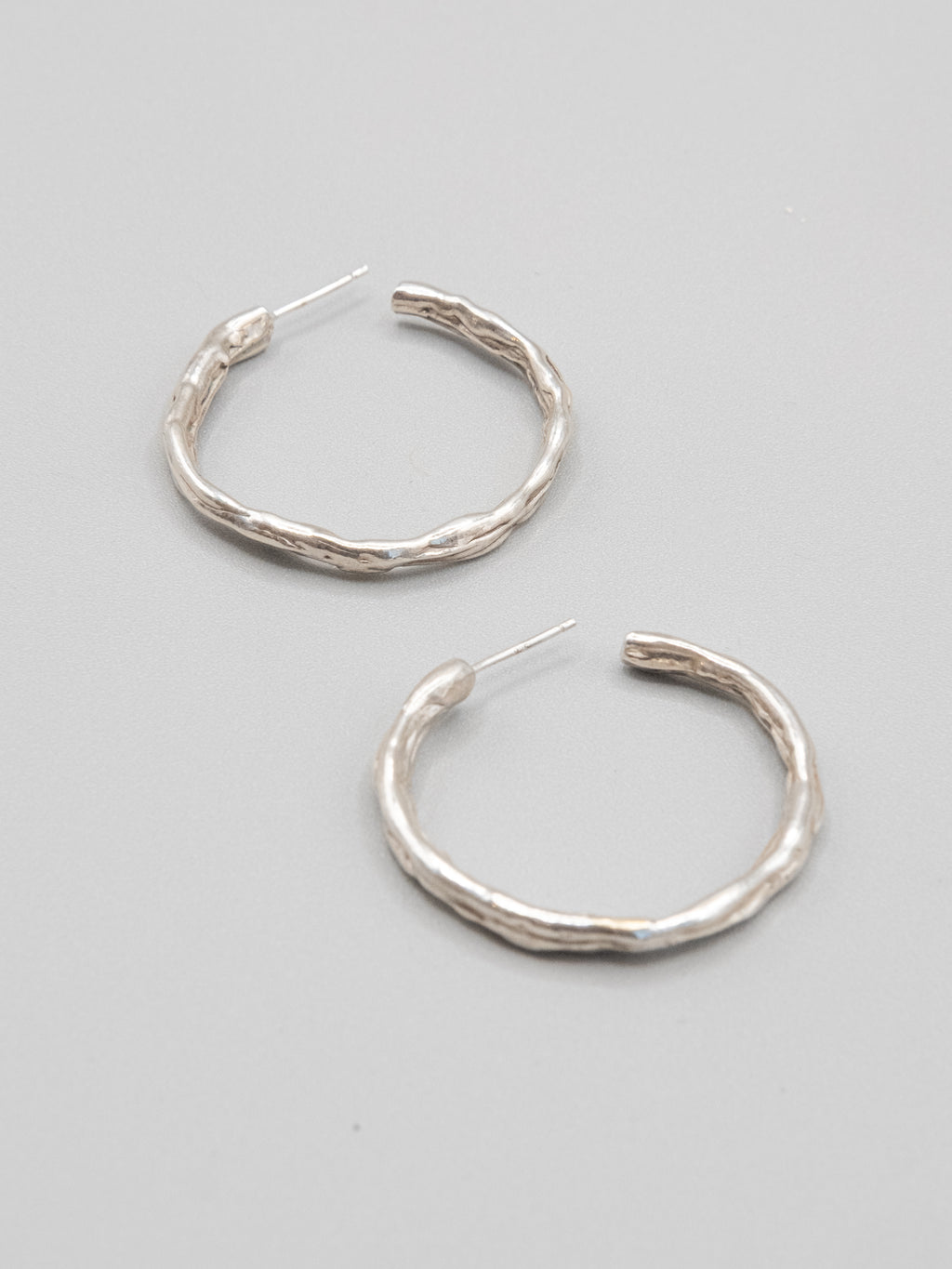 Medium Molten Hoops in Silver