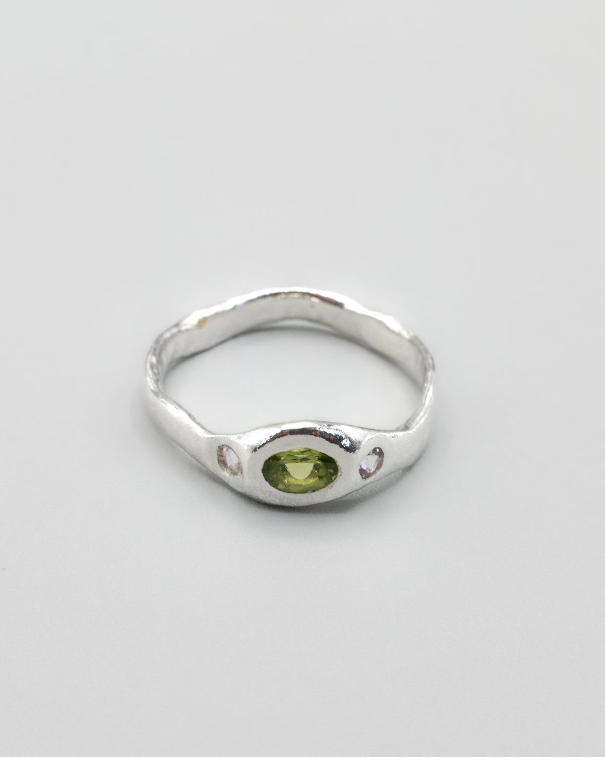 Trila Ring