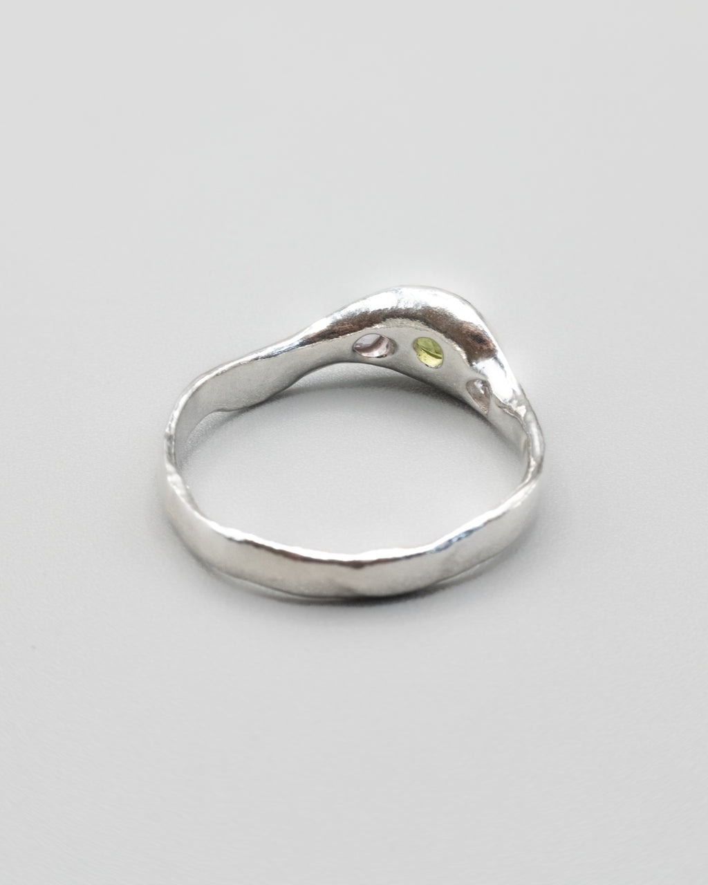 Trila Ring