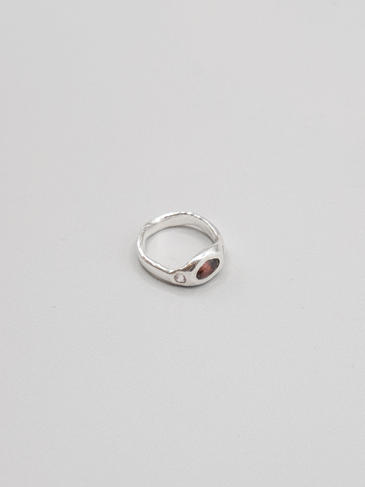 Trila Ring